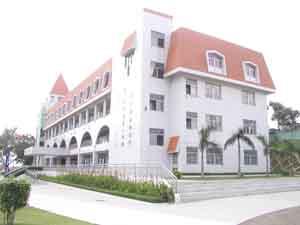重慶廣播電視大學(xué)巫山分?！鸽姶蟆?></a></div>
          <dl>
              <dt><a href=