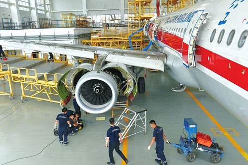 成都航空職業(yè)學校哪個好？