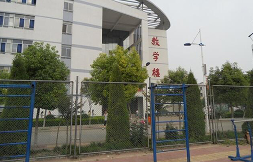 商丘醫(yī)學(xué)高等?？茖W(xué)校招生電話