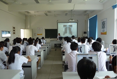 黑龍江省鶴崗衛(wèi)生學(xué)校2023年招生辦聯(lián)系電話