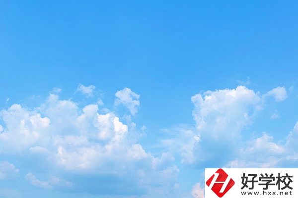 湖南石油化工技工學校教育水平怎么樣？從這三點來判斷