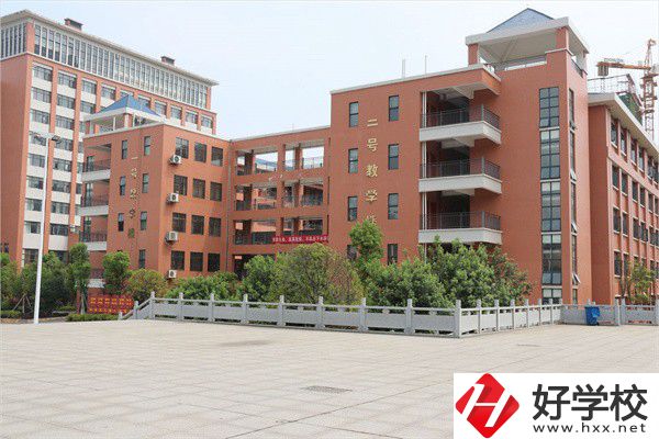 郴州排名前三的中專是哪幾所？有什么辦學(xué)優(yōu)勢(shì)？
