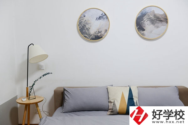 郴州科龍職業(yè)技術(shù)學(xué)校宿舍怎么樣？環(huán)境好不好？