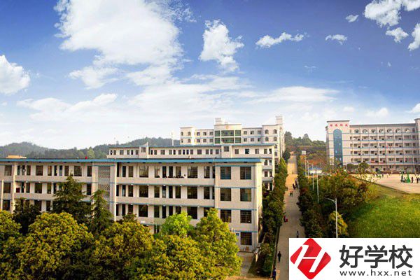 邵陽(yáng)縣工業(yè)職業(yè)技術(shù)學(xué)校有高考班嗎？升學(xué)優(yōu)勢(shì)如何？
