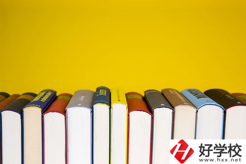 長(zhǎng)沙現(xiàn)代商貿(mào)職業(yè)中專在長(zhǎng)沙哪里？怎么樣？