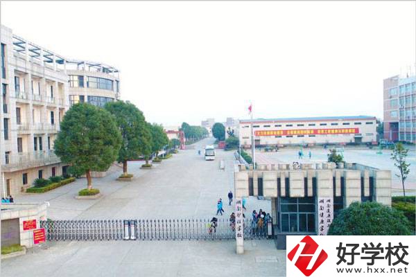 湖南有什么中專學?？梢詫W醫(yī)?中職學醫(yī)要提高學歷嗎?