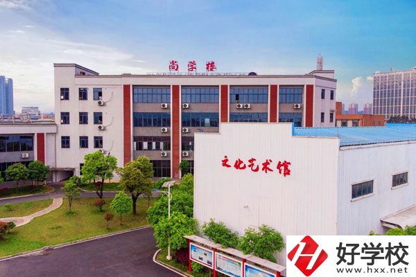 郴州市榮豐學(xué)校是職高還是普高？有什么辦學(xué)特色？