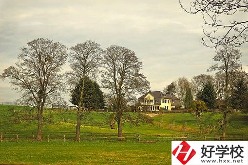 想學民族音樂與舞蹈？湘西州的這所中職學?？梢钥纯?></a></div>
            <dt><a href=