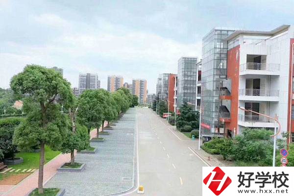 長沙有可以推薦的民辦五年制大專嗎？有什么優(yōu)勢？