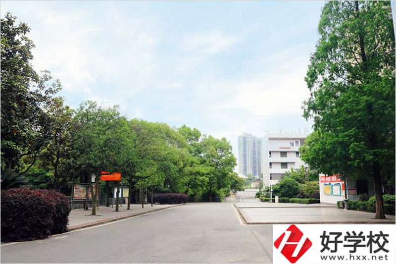 邵陽工業(yè)學校有哪些專業(yè)？招生要求是什么？