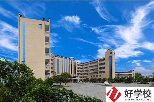 永州市工商職業(yè)中等專業(yè)學(xué)校的特色專業(yè)有哪些？