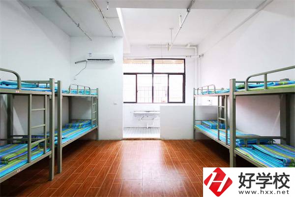 長沙科技工程學(xué)校辦學(xué)怎么樣？學(xué)校就業(yè)有保障嗎？
