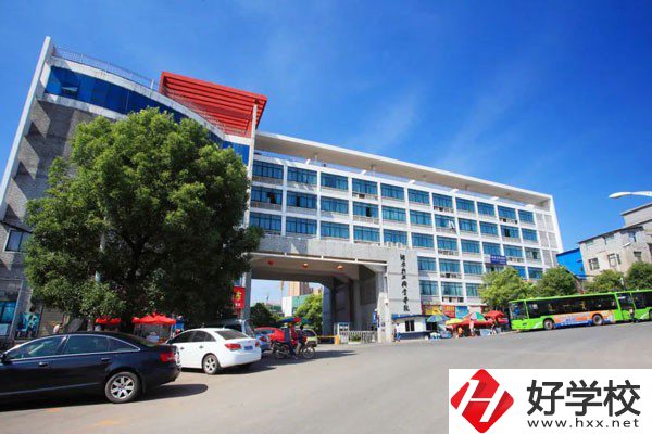 長(zhǎng)沙辦學(xué)規(guī)模最大的職校是哪一所？有什么招生專業(yè)？