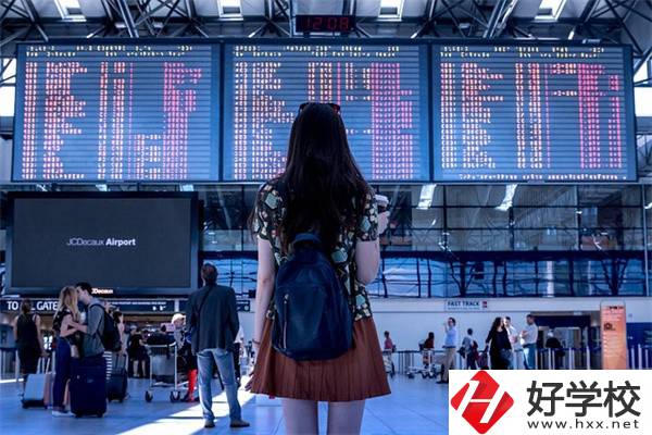 衡陽空乘中專哪幾所比較好？有什么辦學(xué)特色？