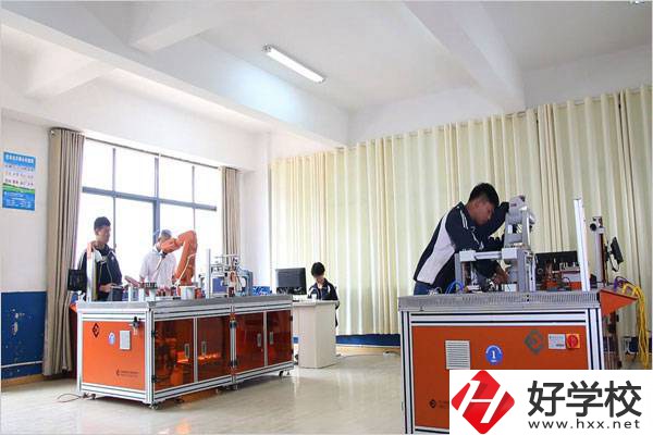 湘潭縣職業(yè)技術(shù)學校有什么辦學特色和優(yōu)勢？
