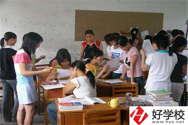 在湖南讀高中和讀職高有什么不同？職高生有什么優(yōu)勢？