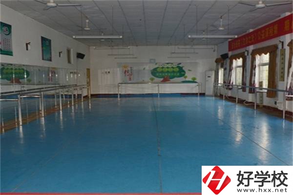 湘潭最好的民辦職高是哪所？職高值得就讀嗎？