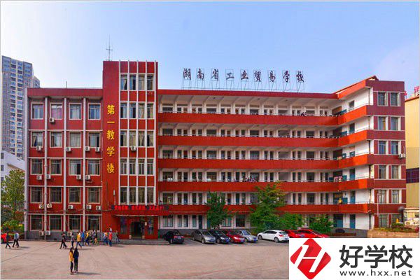 長沙升學(xué)率高的中職學(xué)校有哪些？招生要求嚴(yán)不嚴(yán)？