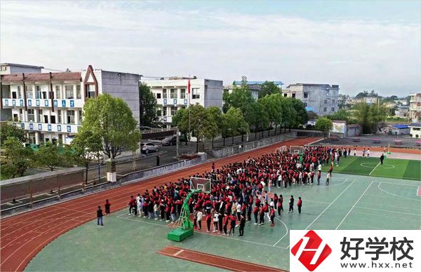 龍山縣第一職業(yè)中學(xué)有哪些重點(diǎn)專業(yè)？容易就業(yè)嗎？