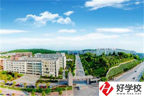 邵陽有初中生可以學(xué)的五年制專業(yè)嗎？開設(shè)學(xué)校是哪所？