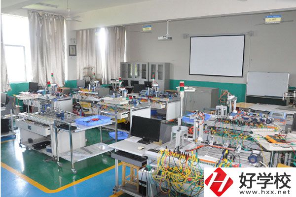 懷化工業(yè)中等專業(yè)學(xué)校值得去讀嗎？開(kāi)設(shè)有哪些專業(yè)？