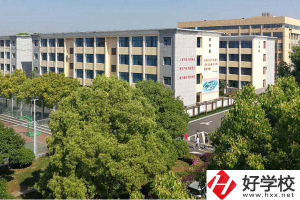 岳陽十五歲可以上中專嗎？有什么中專推薦？