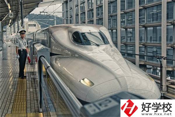 在湖南讀中職有用嗎？哪些專業(yè)好就業(yè)？