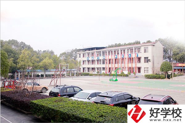 臨湘市湘北職業(yè)技術(shù)學(xué)校怎么樣？