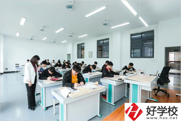 湘潭技師學(xué)院能學(xué)的專業(yè)多嗎？有哪些選擇？