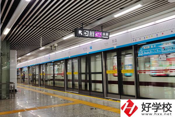 湖南省體育運動學校怎么樣？是中專嗎？