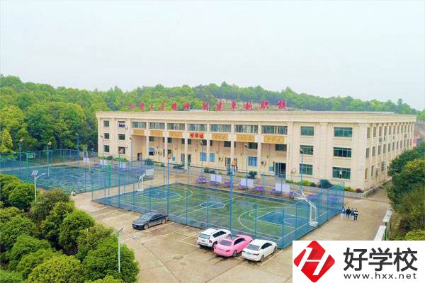 湖南哪些中專開設了新能源汽車制造與檢測專業(yè)？