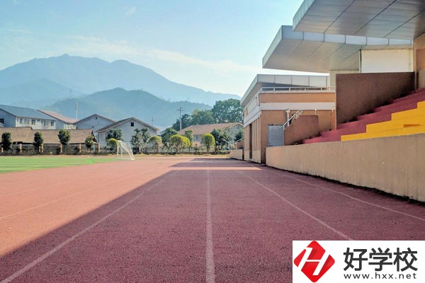 湖南省中南藝術(shù)學(xué)校怎么樣？怎么去？