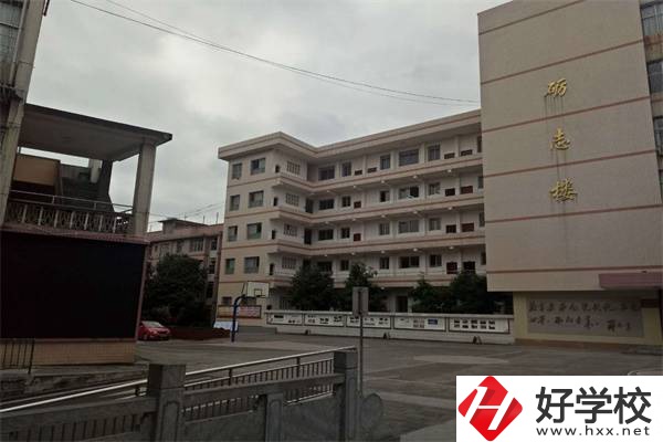 湘西民族女子中等職業(yè)學(xué)校有哪些專業(yè)？招生要求高嗎？