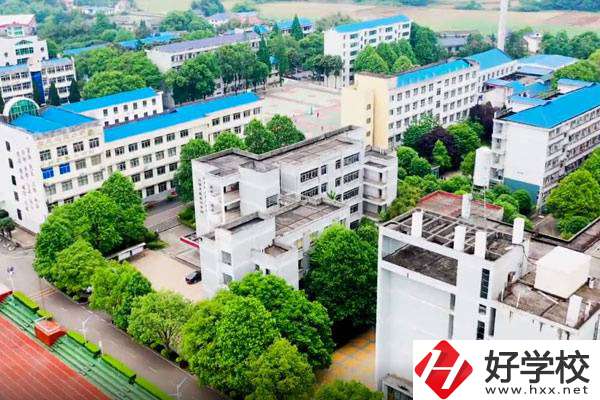 湖南瀏陽有什么好的中?？梢酝扑]？學(xué)什么專業(yè)好？