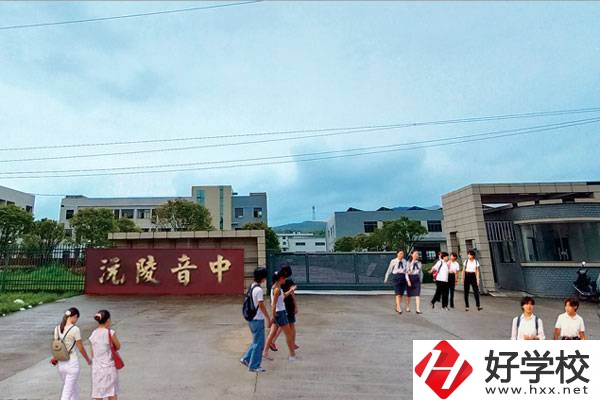 懷化有這所學(xué)音樂(lè)的民辦中專學(xué)校！