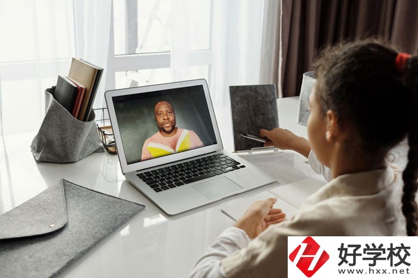 桂陽縣職業(yè)技術(shù)教育學(xué)校環(huán)境怎么樣？宿舍好不好？
