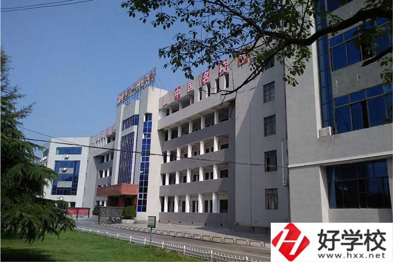 湘陰縣第一職業(yè)中等專業(yè)學校開設哪些專業(yè)？就業(yè)如何？