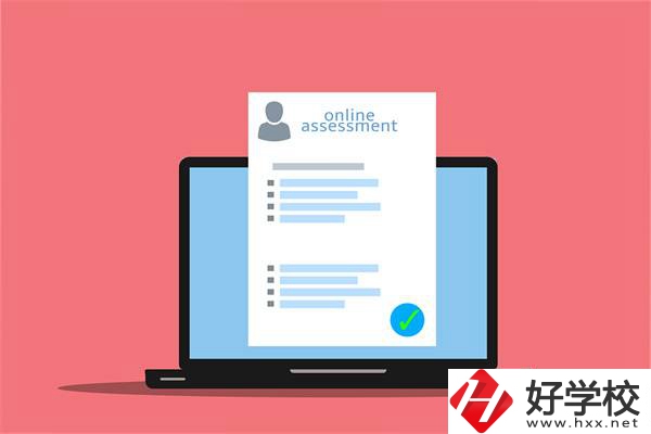 在湖南選職校要不要看招生簡(jiǎn)章？有什么內(nèi)容？