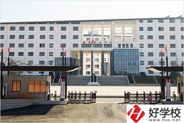 衡陽市第五技工學校有哪些專業(yè)？就業(yè)率如何？