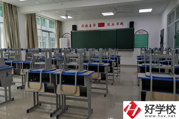 長沙康明中等職業(yè)學(xué)校開設(shè)了哪些招生專業(yè)？