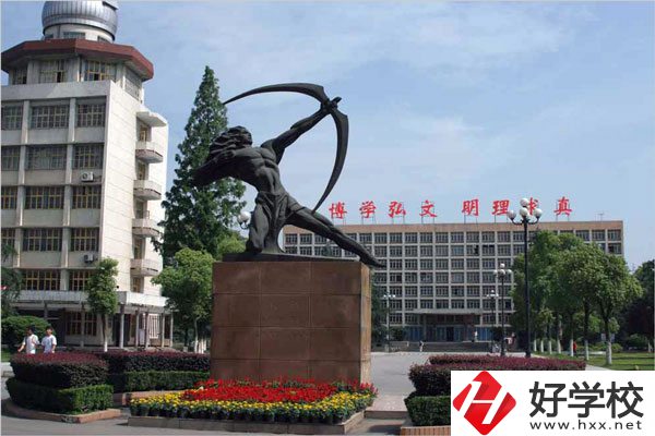在常德學(xué)藝術(shù)選哪所中專學(xué)校比較好？