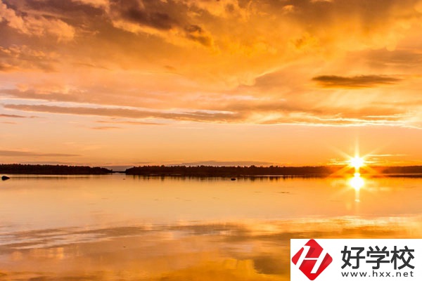 常德財經中等專業(yè)學校好不好？有哪些系？