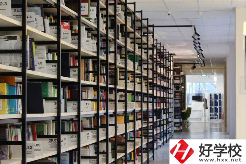 婁底幼兒師范學(xué)校是中職還是高職？有哪些專業(yè)？