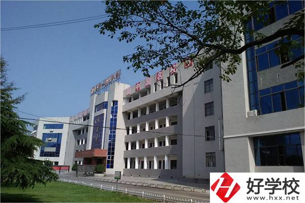 湘陰縣第一職業(yè)中等專業(yè)學校有哪些專業(yè)？就業(yè)率高嗎？