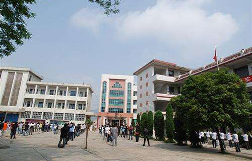 石屏縣農(nóng)業(yè)機械化技術學校