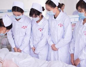 四川省衛(wèi)生學(xué)校護(hù)理專業(yè)怎么樣？