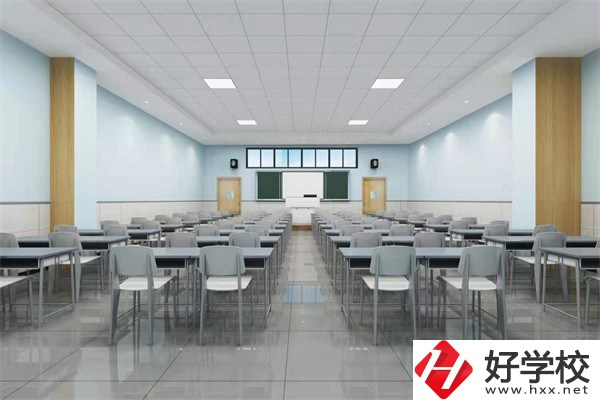 長沙生活條件最好的技校是哪所？選學(xué)校要看哪幾點(diǎn)？