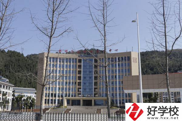 保靖縣中等職業(yè)技術(shù)學校怎么樣？就業(yè)前景好不好？