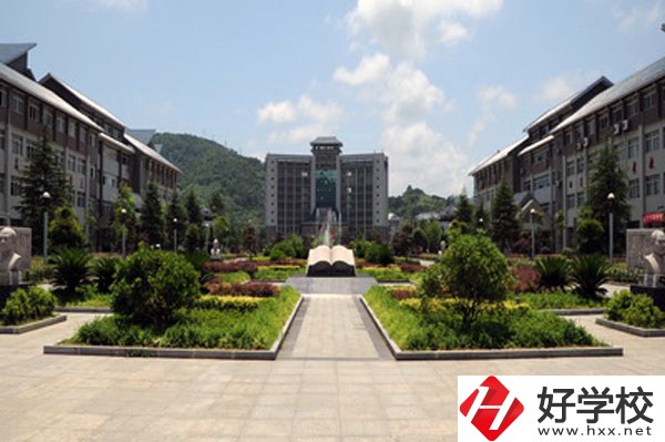 湘西州經(jīng)濟(jì)貿(mào)易學(xué)校好嗎？有什么辦學(xué)特色？