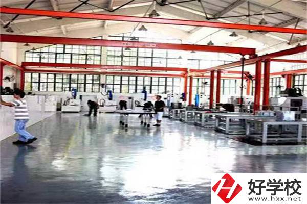 益陽(yáng)最好的民辦技校是哪所？技校讀了有用嗎？
